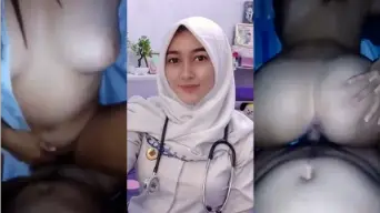 Dokter Sange Goyang Doggy Sampe Mampus