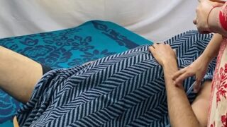Ibu Murahan Nungging Di Atas Batang Anaknya Yang Keras Pagi-pagi.