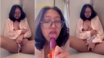 Nindi Si Sapi Berkacamata, Goyang Toge Bikin Nafsu Naik, Viral 05