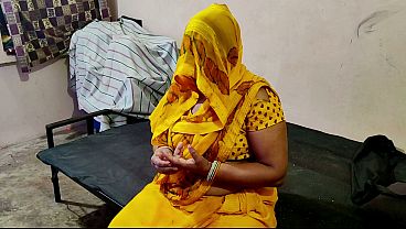 Cewek Desi India Lagi Digebukin Sama Bapak-bapak Tetangga, Ngeres Banget.
