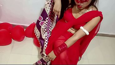 Pengantin Baru India Pakai Sari Merah Ngerayain Valentine Sama Suami Desi, Crot Di Dalem, Bokep Hindi Paling Hot