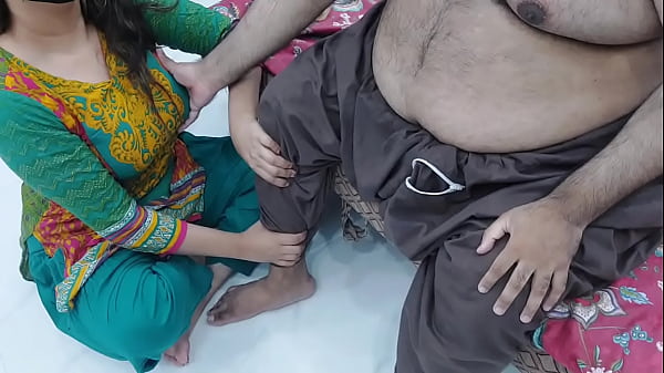 Cewek India Anak Tiri Lagi Pijitin Kaki Gue Sambil Gue Pegangin Teteknya, Langsung Makin Panas, Pake Audio Hindi Kotor Dan Jelas Banget.