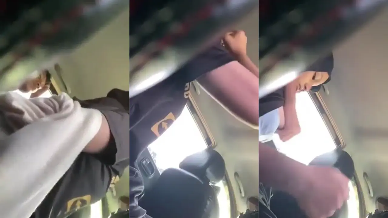 Awek Melayu Muda Ngenyot Tetek Sambil Colmek Di Dalem Mobil, Bikin Makin Greget