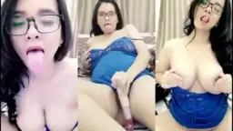 Ramora Hamil Lagi Horny, Kontol Karet Dimasukin Sendiri.