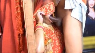 Video Mesum Desi, Sasur Ngewein Bahu Di Malam Pertama, Bikin Makin Panas.