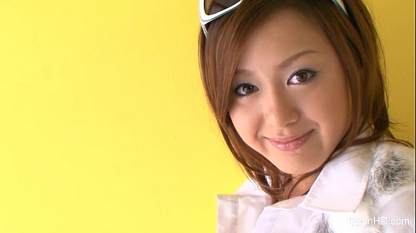 Gadis Belia Jepang Lagi Mainin Diri Sendiri Sampai Puas.