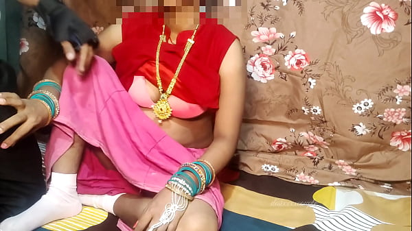 Pergaulan Panas Istri Tetangga Pake Baju Merah, Bikin Suami Ngiler!