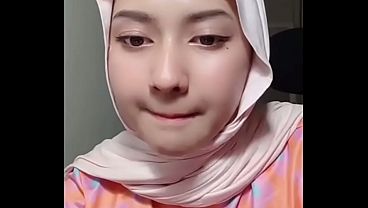 Nonton Jilbab Live, Basah-basah Bikin Meleleh.
